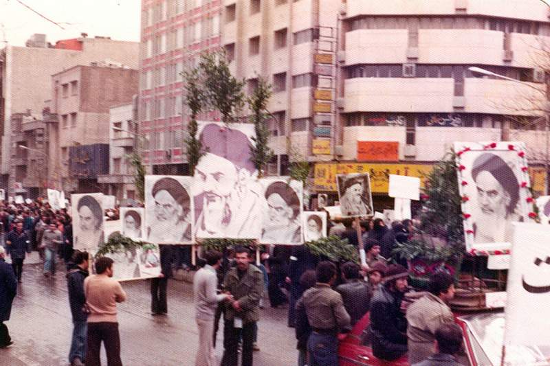 يوميات الثورة الإسلامية في ايران (4)